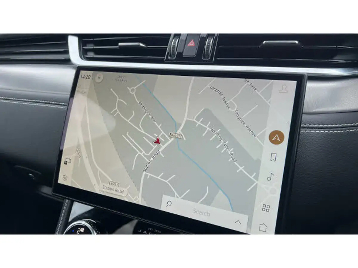 2021-jaguar-f-pace-big-10