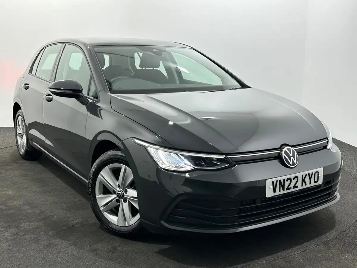2022-volkswagen-golf-15-tsi-life-150ps-hatchback-big-52