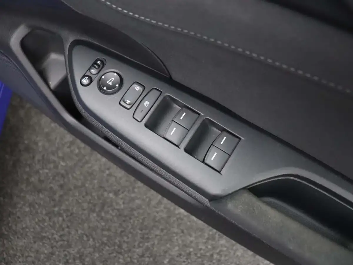 2017-honda-civic-10-vtec-turbo-sr-big-22