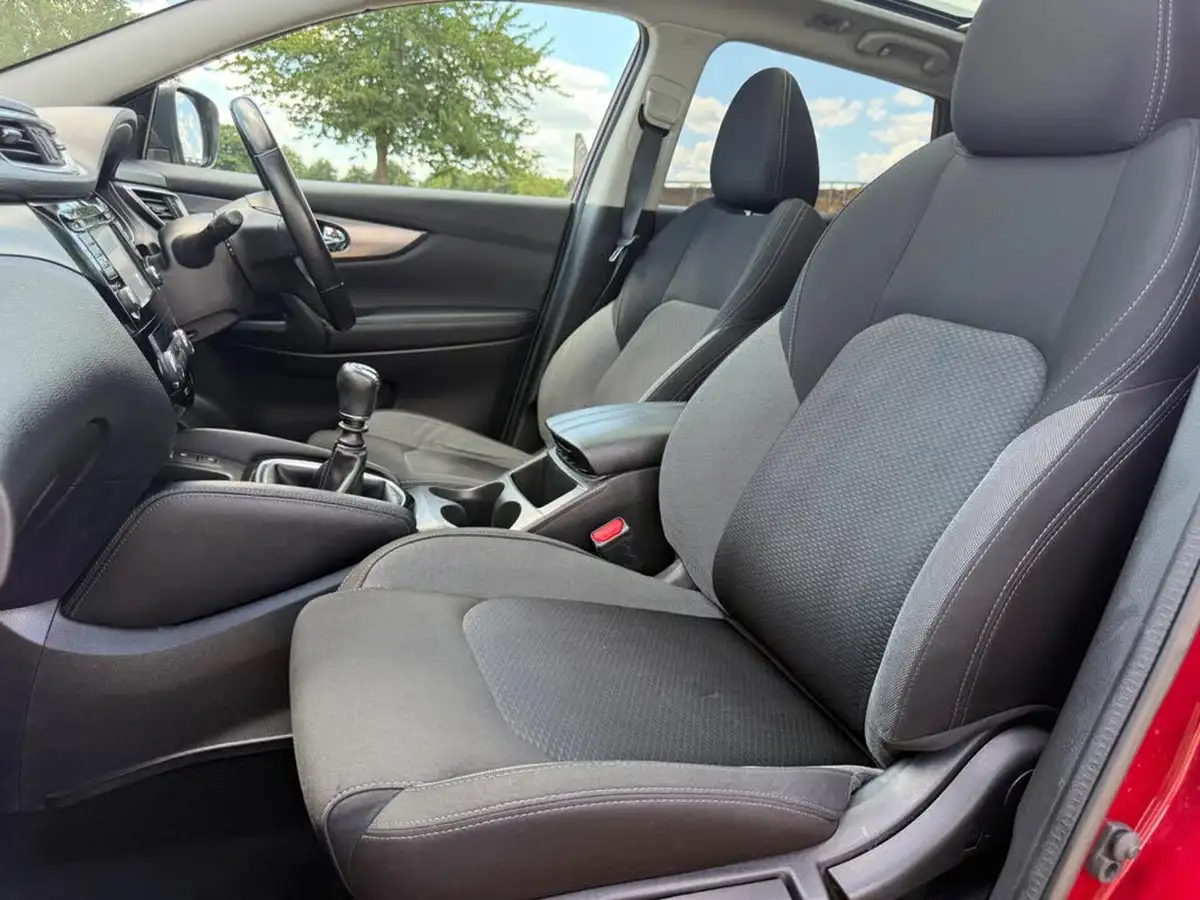 2018-nissan-qashqai-13-dig-t-n-connecta-160ps-big-13
