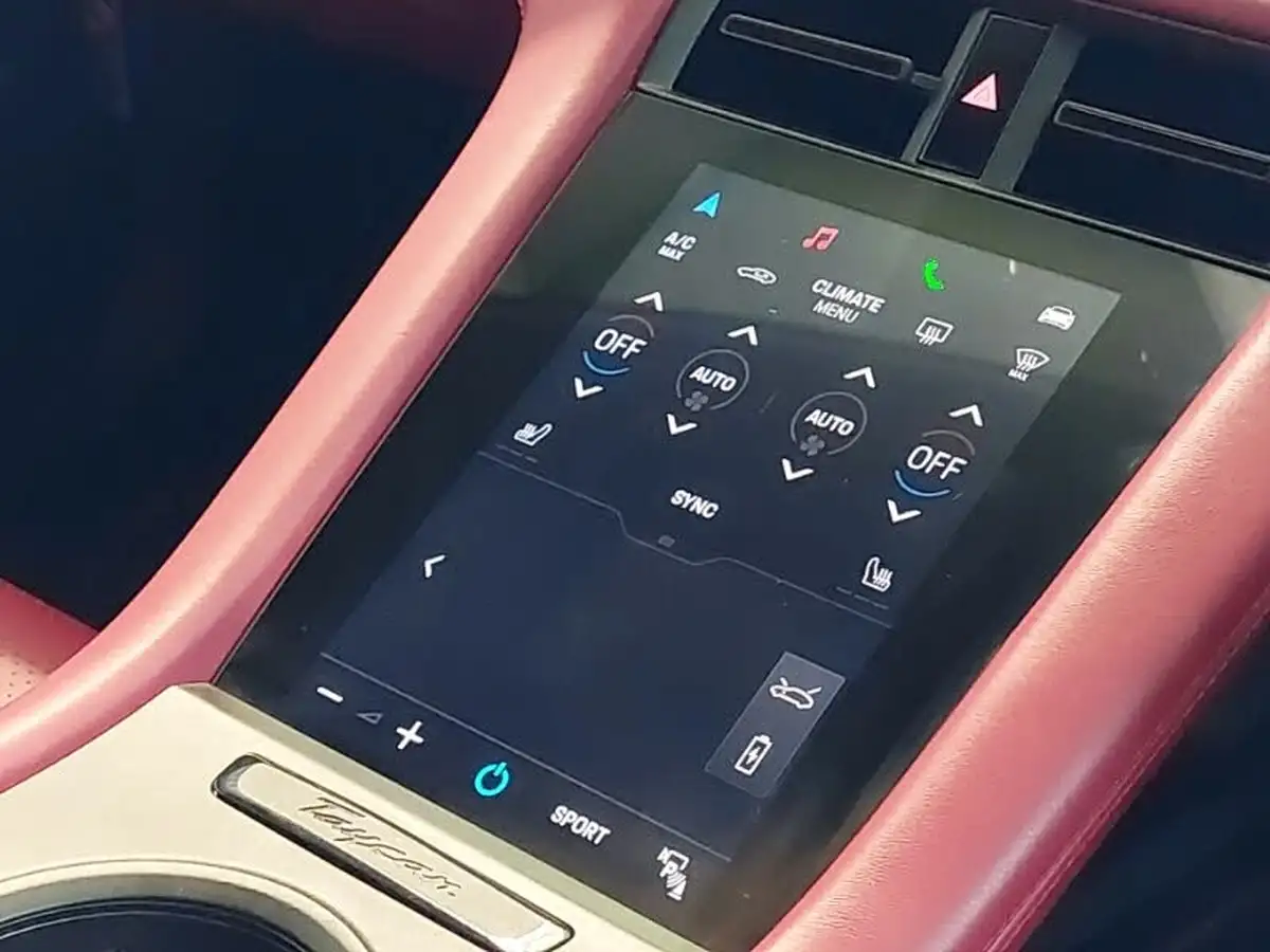 2022-porsche-taycan-e-4s-571ps-performance-battery-plus-big-14