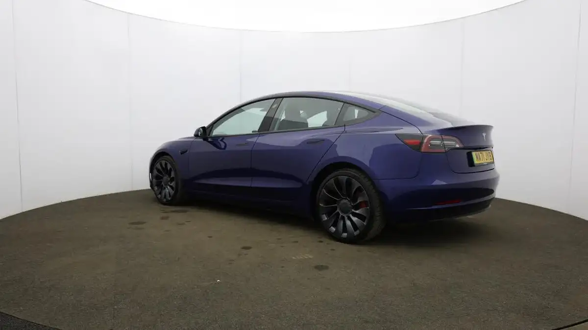 2021-tesla-model-3-e-performance-awd-big-65