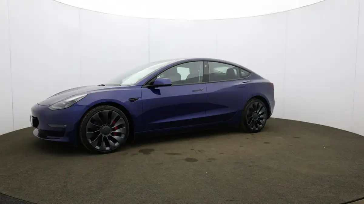 2021-tesla-model-3-e-performance-awd-big-17