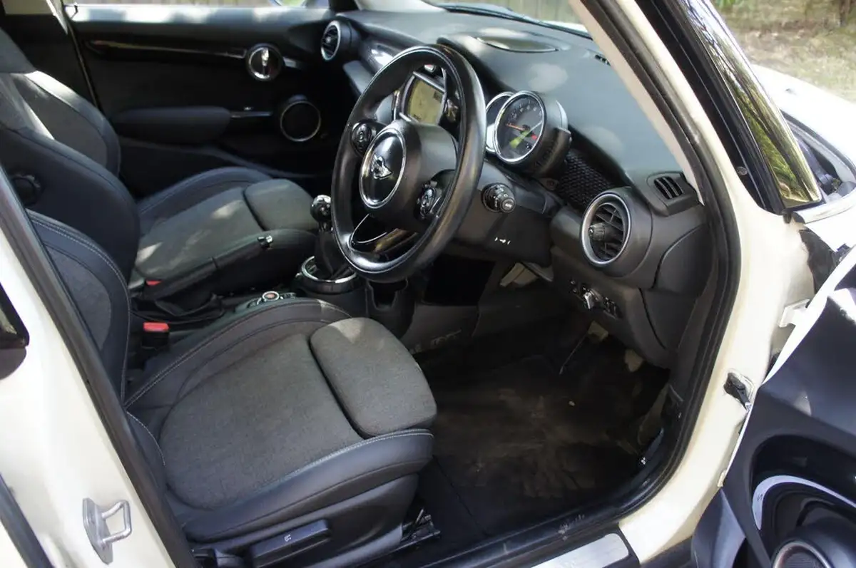 2015-mini-cooper-20td-cooper-sd-170bhp-ss-hatchback-5d-big-6