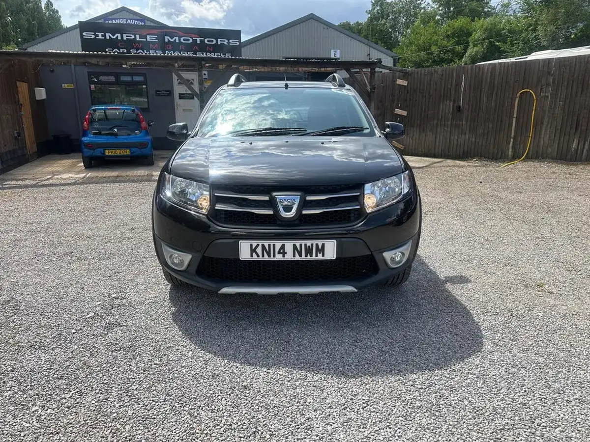 2014-dacia-sandero-stepway-15d-laureate-big-2