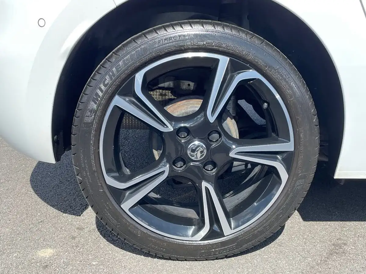 2022-vauxhall-corsa-12i-elite-edition-big-16