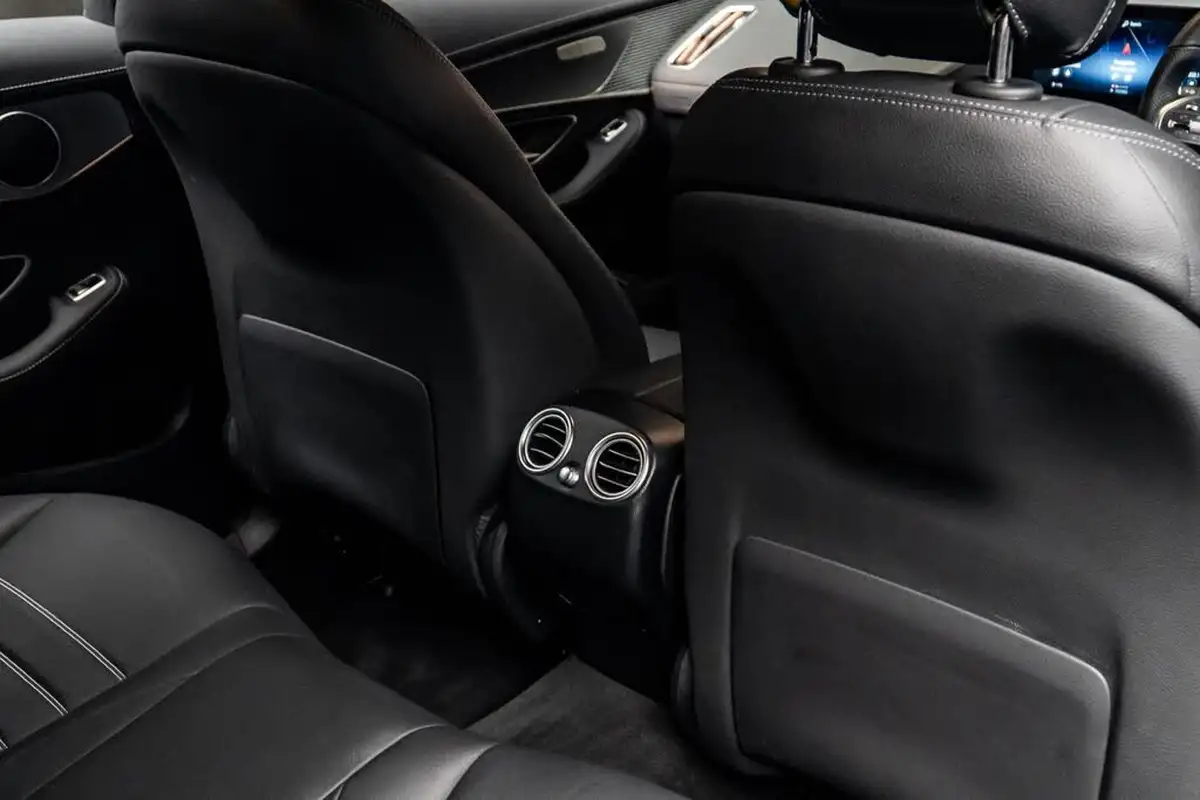 2021-mercedes-benz-eqc-e-eqc-400-amg-line-big-41