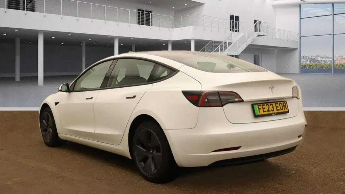 2023-tesla-model-3-e-rwd-long-range-big-4
