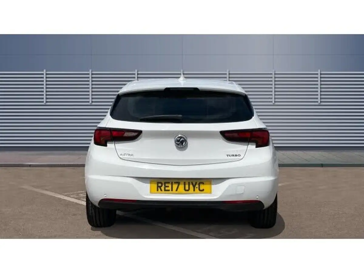 2017-vauxhall-astra-14i-16v-turbo-sri-nav-150ps-hatchback-big-5