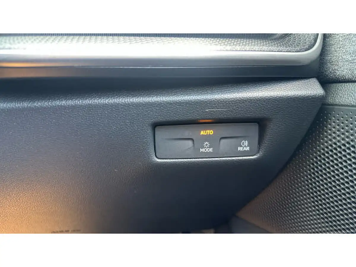 2024-skoda-superb-15-tsi-e-tec-se-technology-estate-big-25