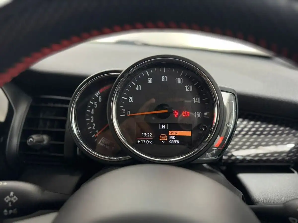 2018-mini-cooper-20-cooper-s-series-ii-ss-hatchback-3d-big-44