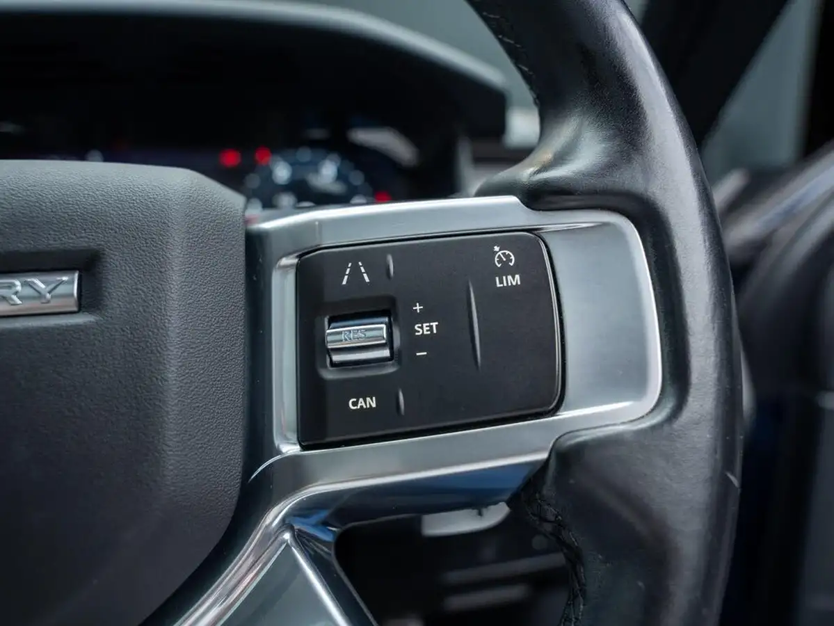 2021-land-rover-discovery-30-d250-r-dynamic-se-250ps-big-27