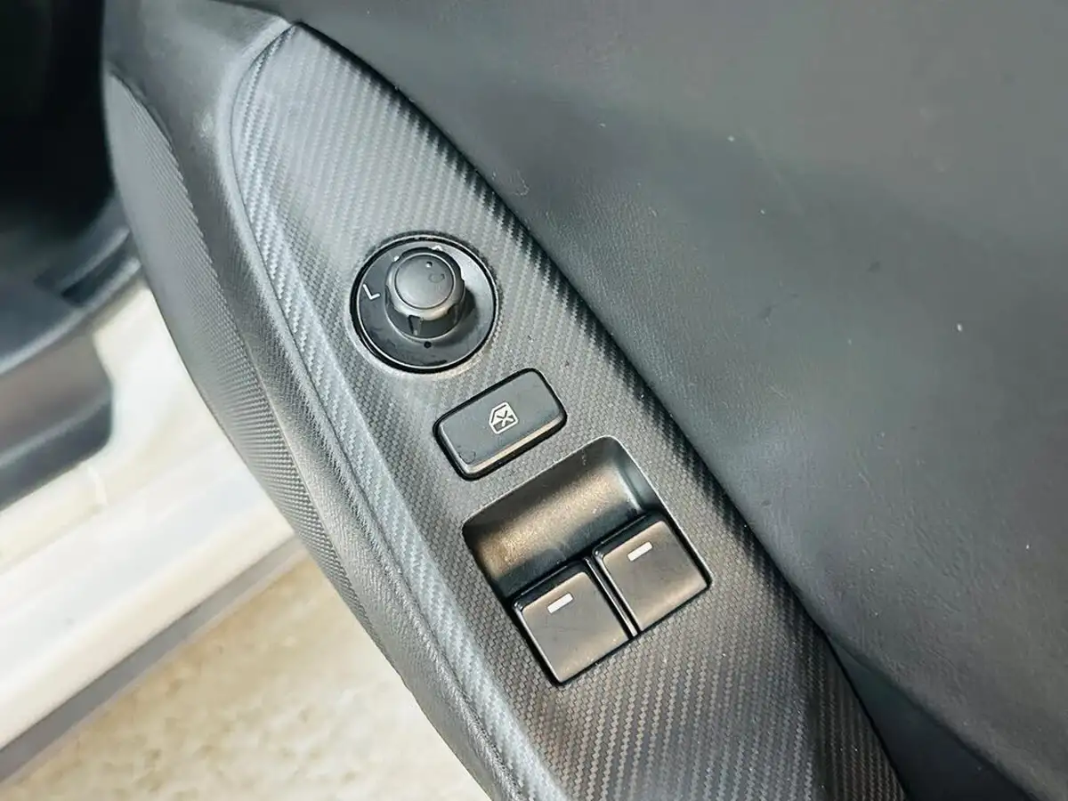 2018-mazda-mx-5-15-se-l-nav-convertible-big-60