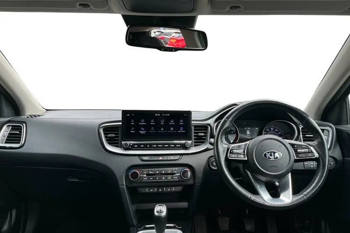 2021-kia-xceed-10-t-gdi-3-big-9