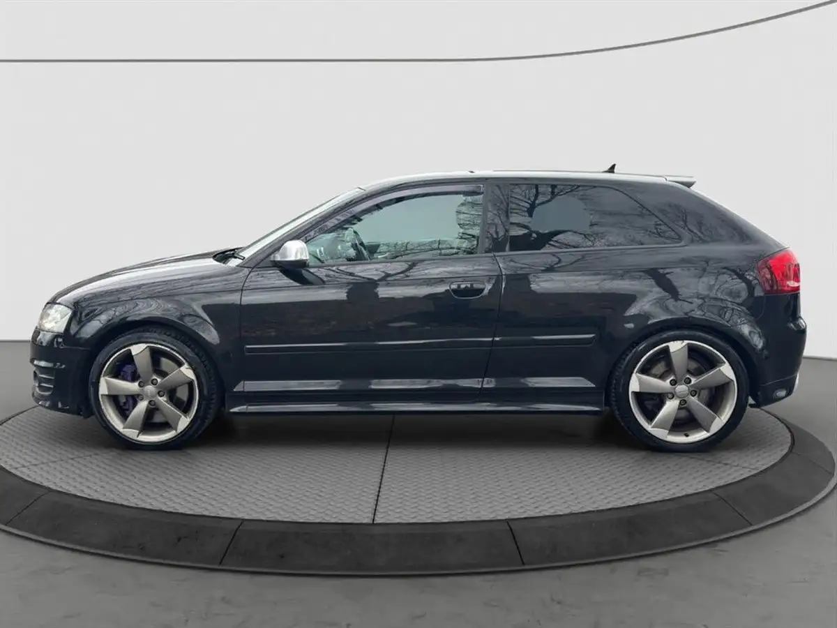 2011-audi-s3-20-black-edition-hatchback-3d-s-tronic-big-12