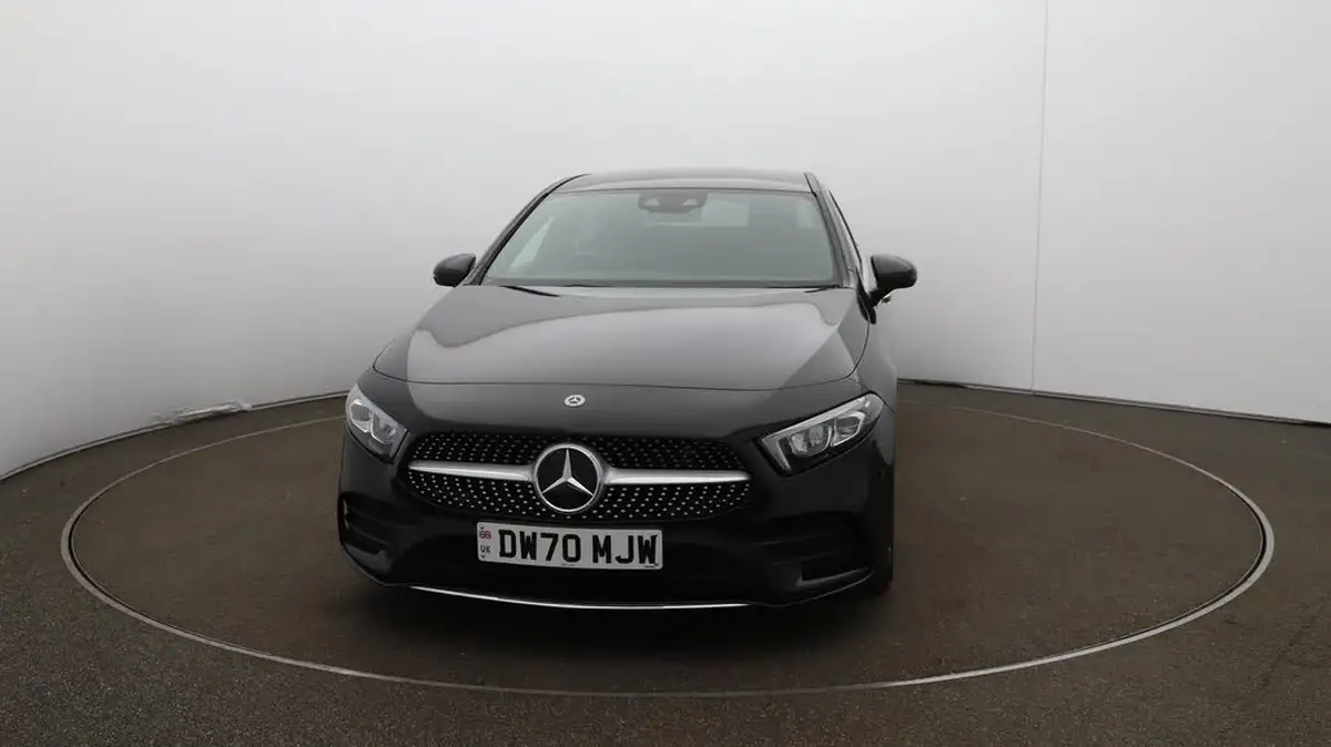 2020-mercedes-benz-a-class-20d-a200d-amg-line-premium-saloon-4d-big-39