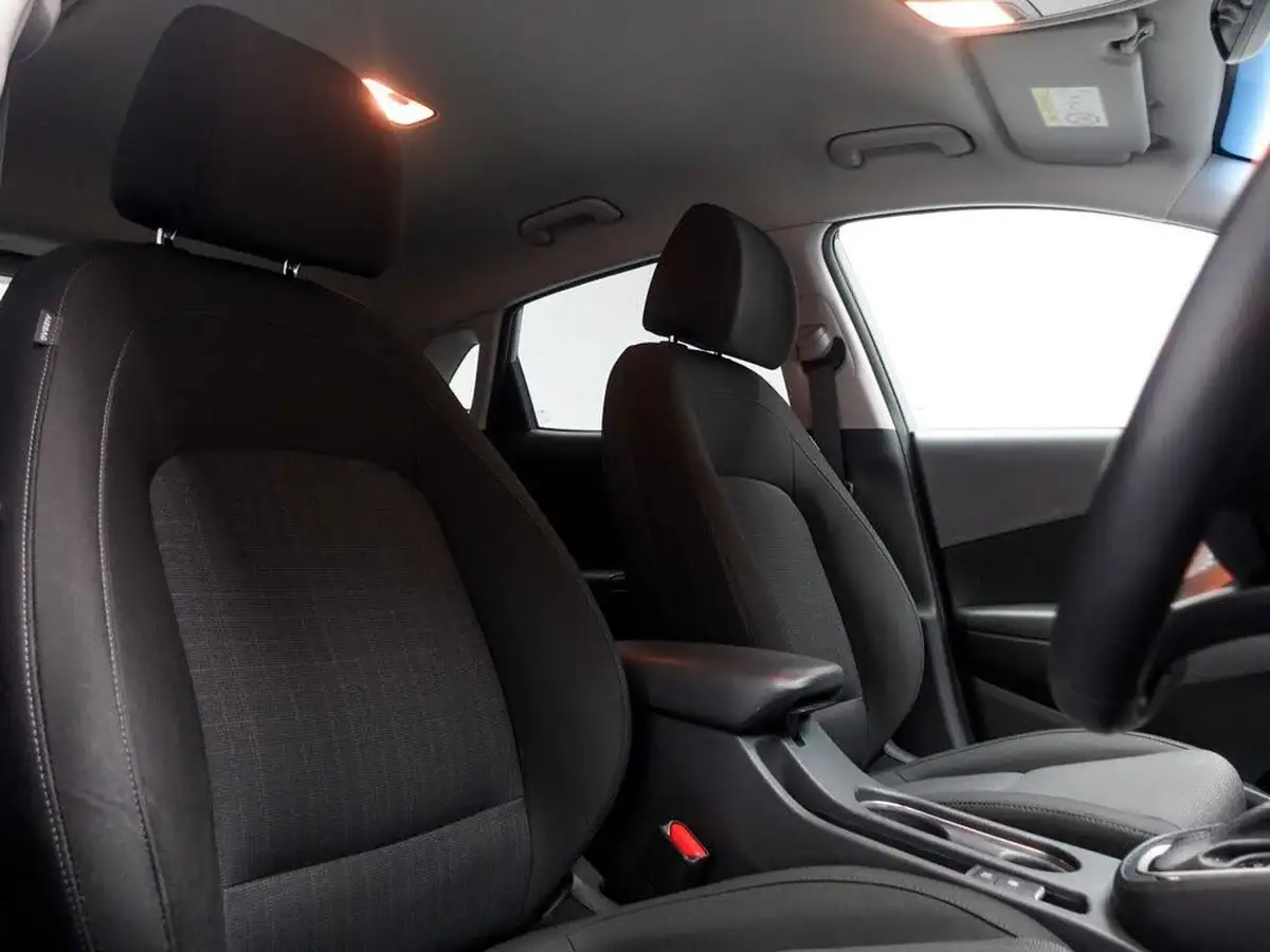 2021-hyundai-kona-16-gdi-premium-hybrid-big-1