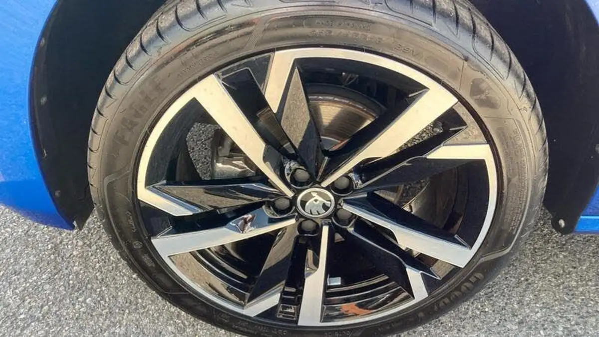 2024-skoda-kamiq-15-tsi-monte-carlo-dsg-big-10