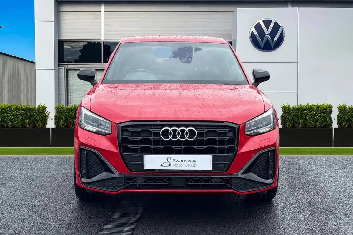 2021-audi-q2-10-30-tfsi-black-edition-big-4