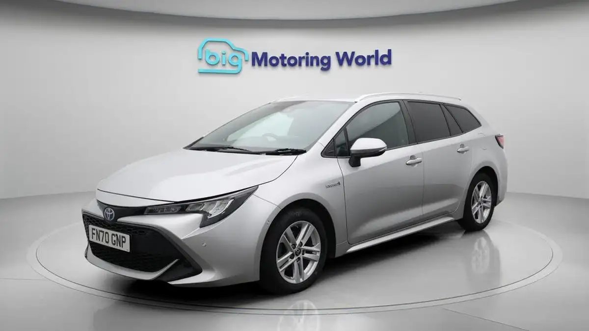 2020-toyota-corolla-18-vvt-i-icon-tech-spare-wheel-touring-sports-5d-big-3