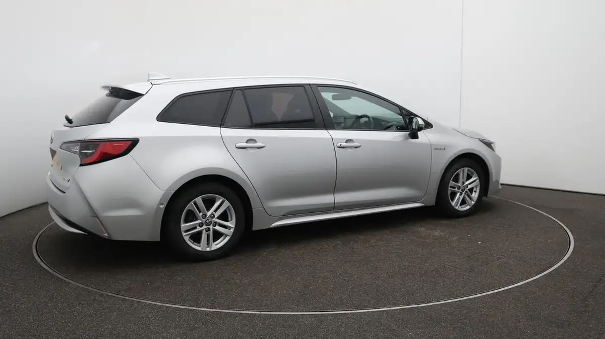 2020-toyota-corolla-18-vvt-i-icon-tech-spare-wheel-touring-sports-5d-big-51