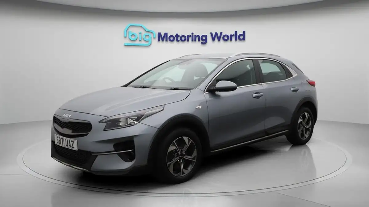 2022-kia-xceed-10-t-gdi-2-big-3
