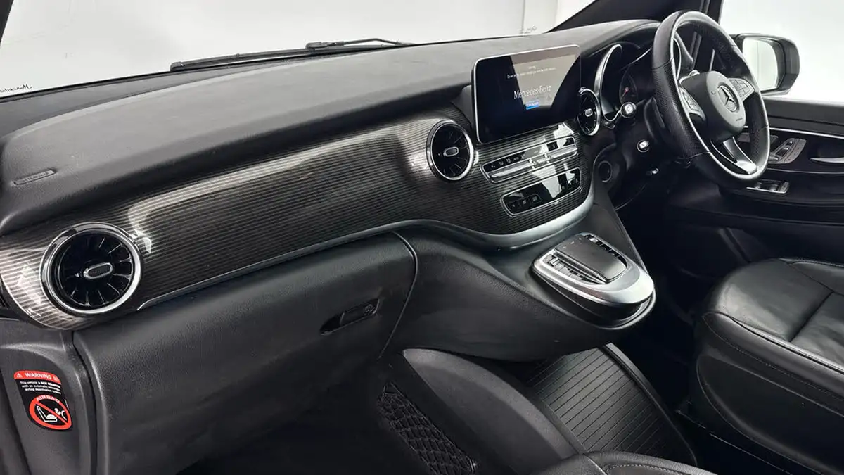2022-mercedes-benz-eqv-e-eqv-300-sport-premium-big-9