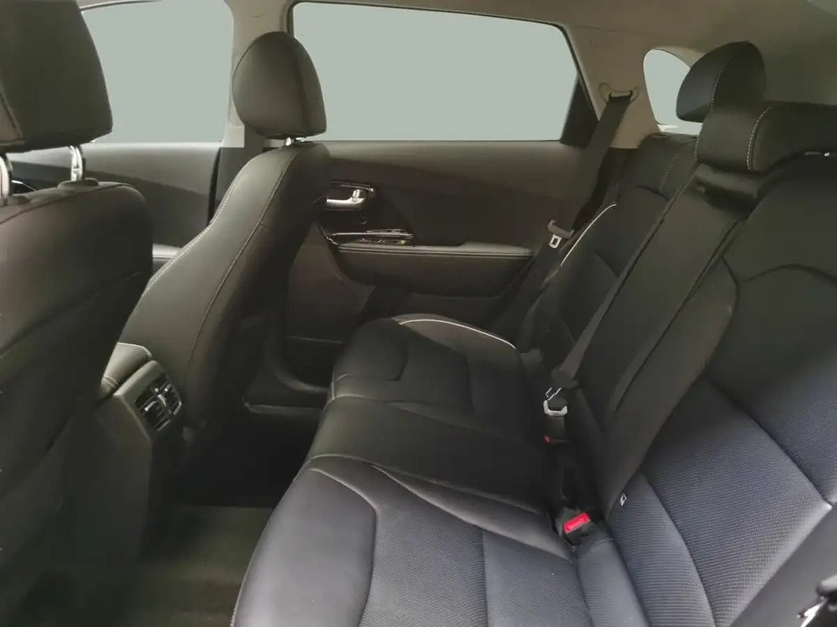 2022-kia-e-niro-ev-4-big-32