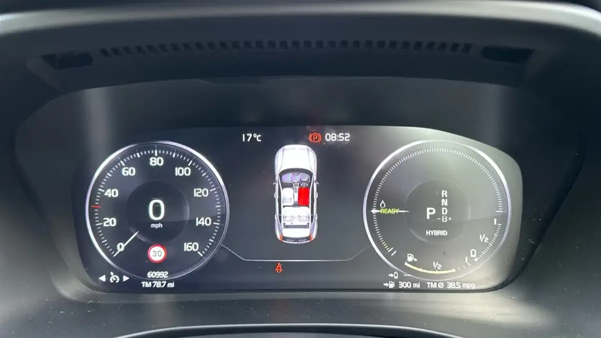 2021-volvo-xc40-15-t5-r-design-262bhp-big-10