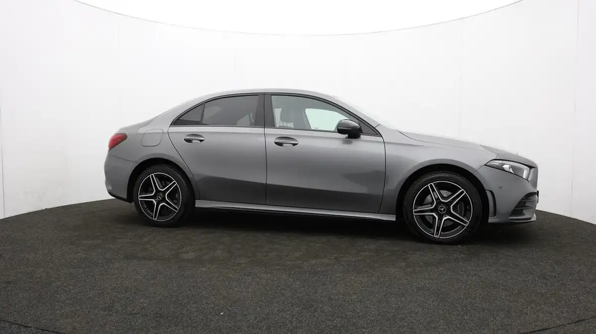 2021-mercedes-benz-a-class-20-a250-amg-line-executive-edition-saloon-4d-big-44