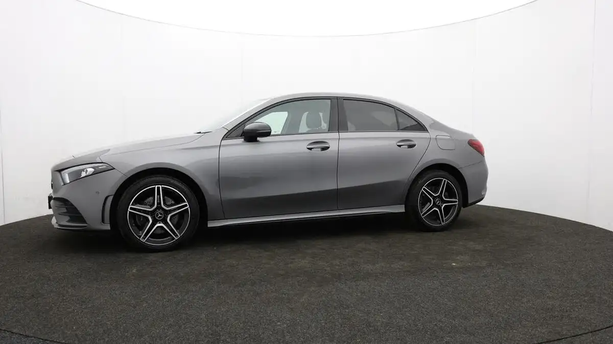 2021-mercedes-benz-a-class-20-a250-amg-line-executive-edition-saloon-4d-big-68