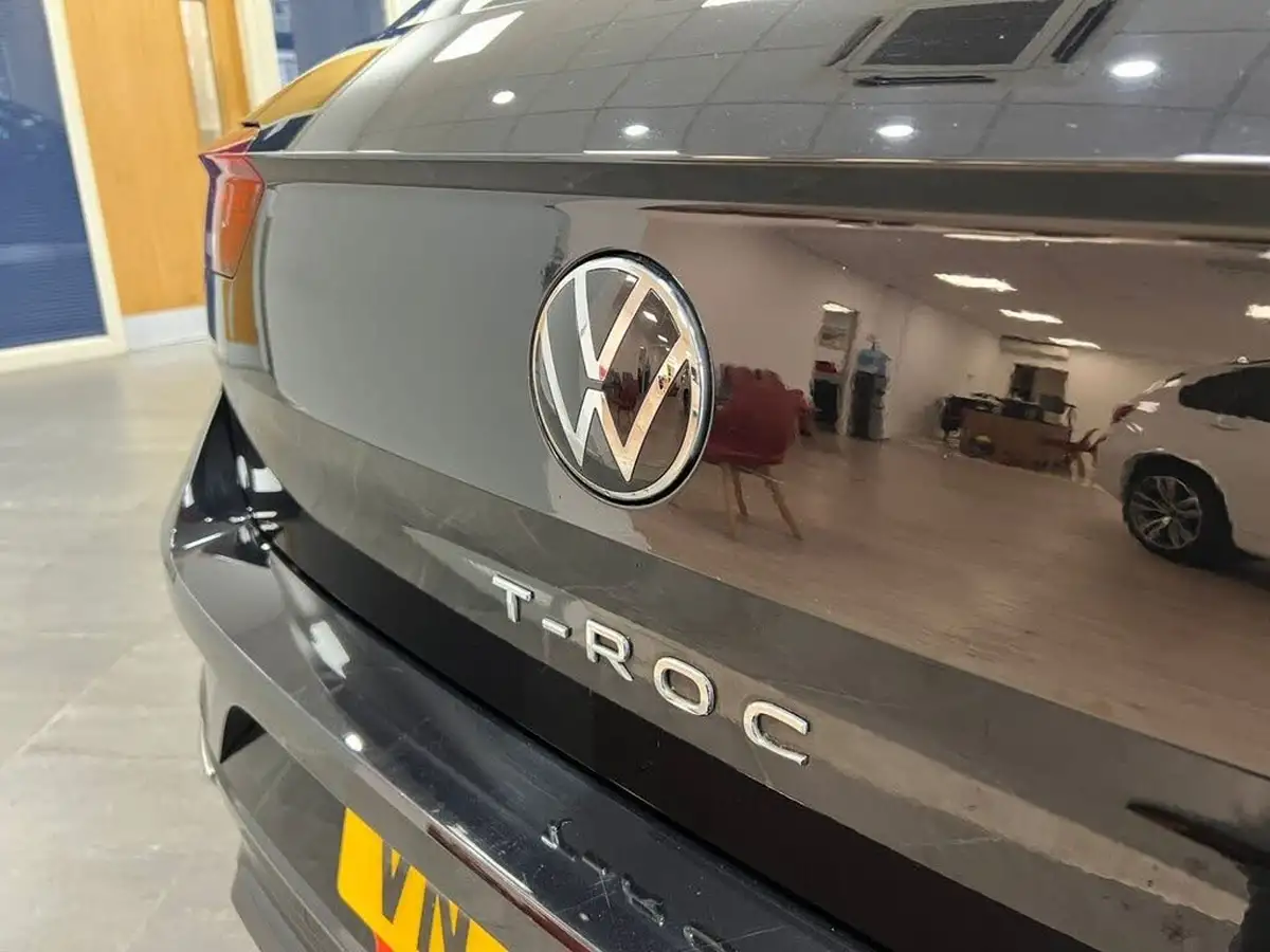 2020-volkswagen-t-roc-15-tsi-r-line-hatchback-5d-dsg-big-43