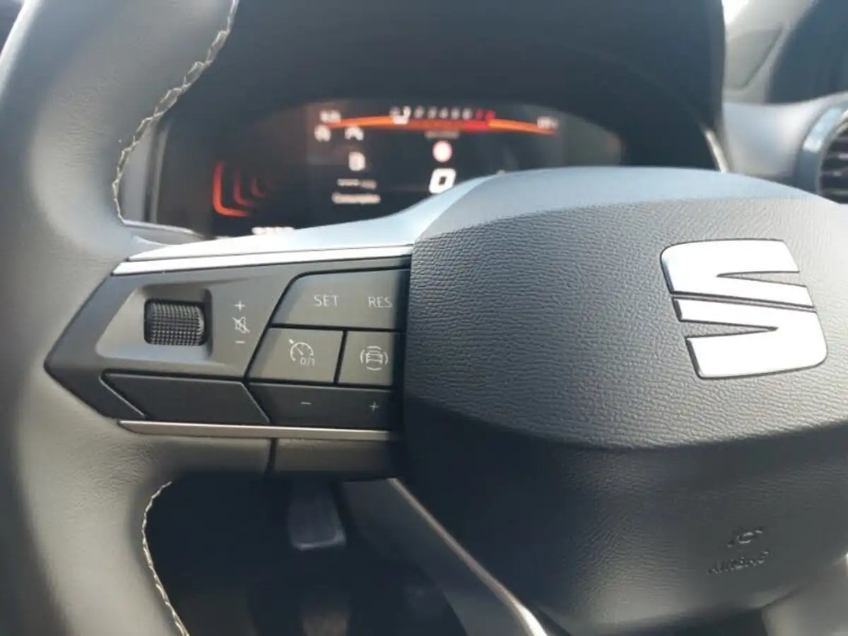 2024-seat-ibiza-10-tsi-xcellence-115ps-big-14