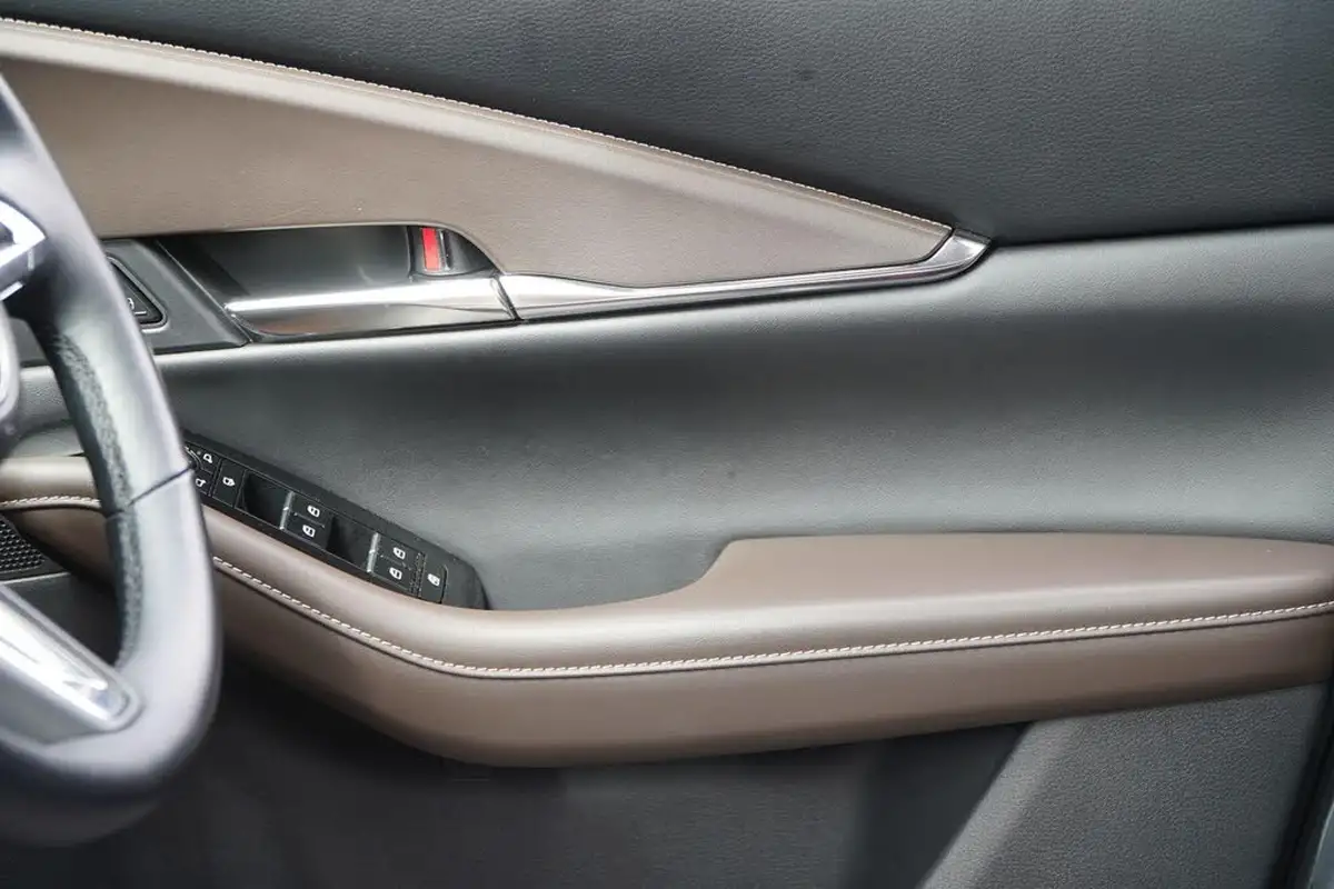 2020-mazda-mazda3-20-gt-sport-tech-122ps-hatchback-5d-big-42