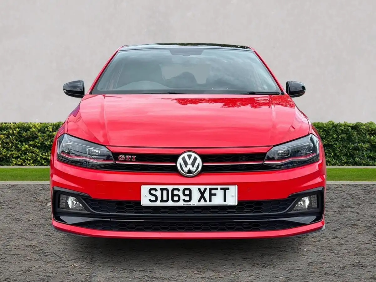 2019-volkswagen-polo-20-tsi-gti-big-7