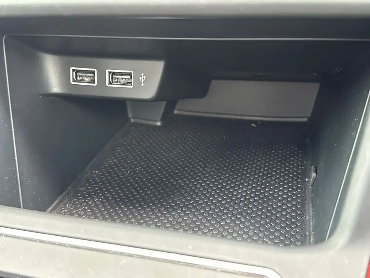 2019-volkswagen-polo-20-tsi-gti-big-31