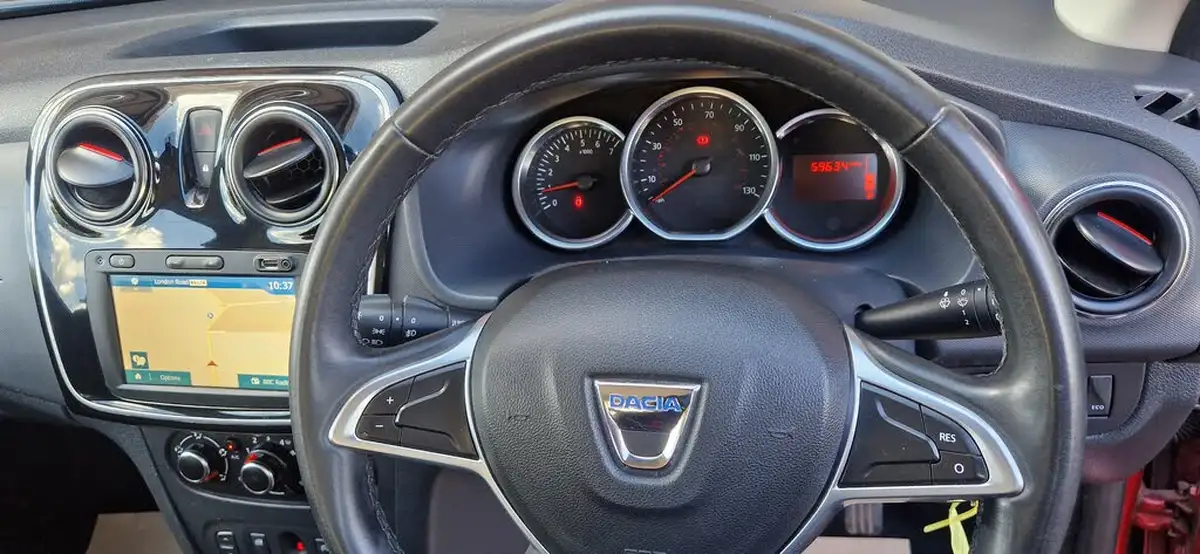 2019-dacia-sandero-stepway-09-tce-techroad-big-12
