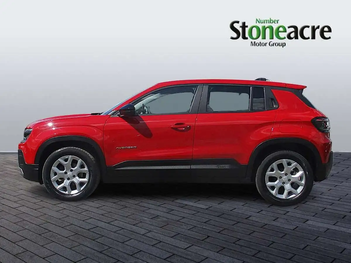 2024-jeep-avenger-12-gse-altitude-big-7
