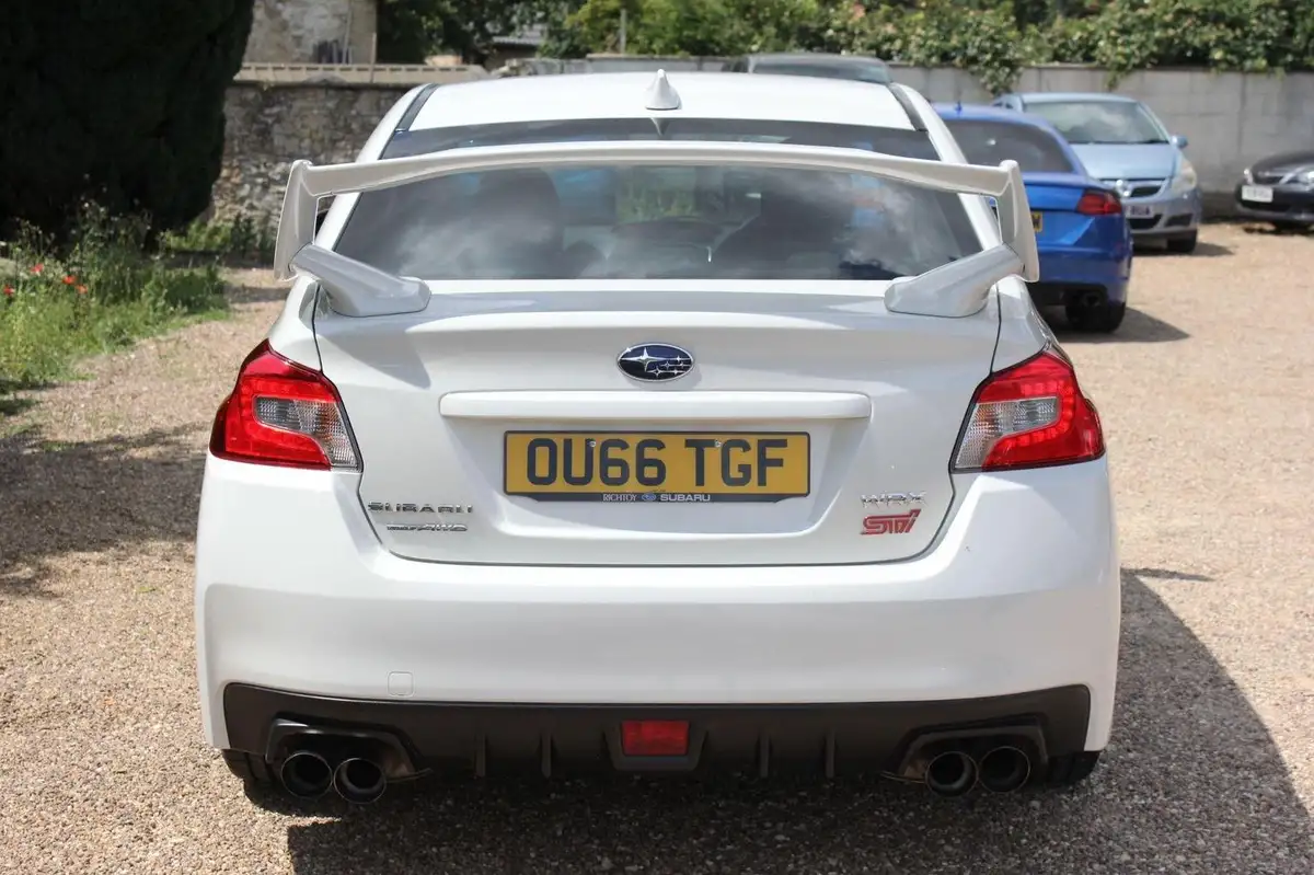 2016-subaru-wrx-25-sti-type-uk-big-4