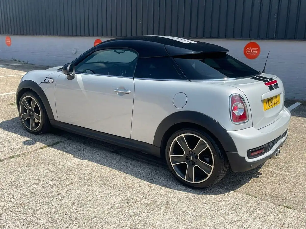 2011-mini-cooper-20td-cooper-sd-avenue-coupe-3d-auto-big-17