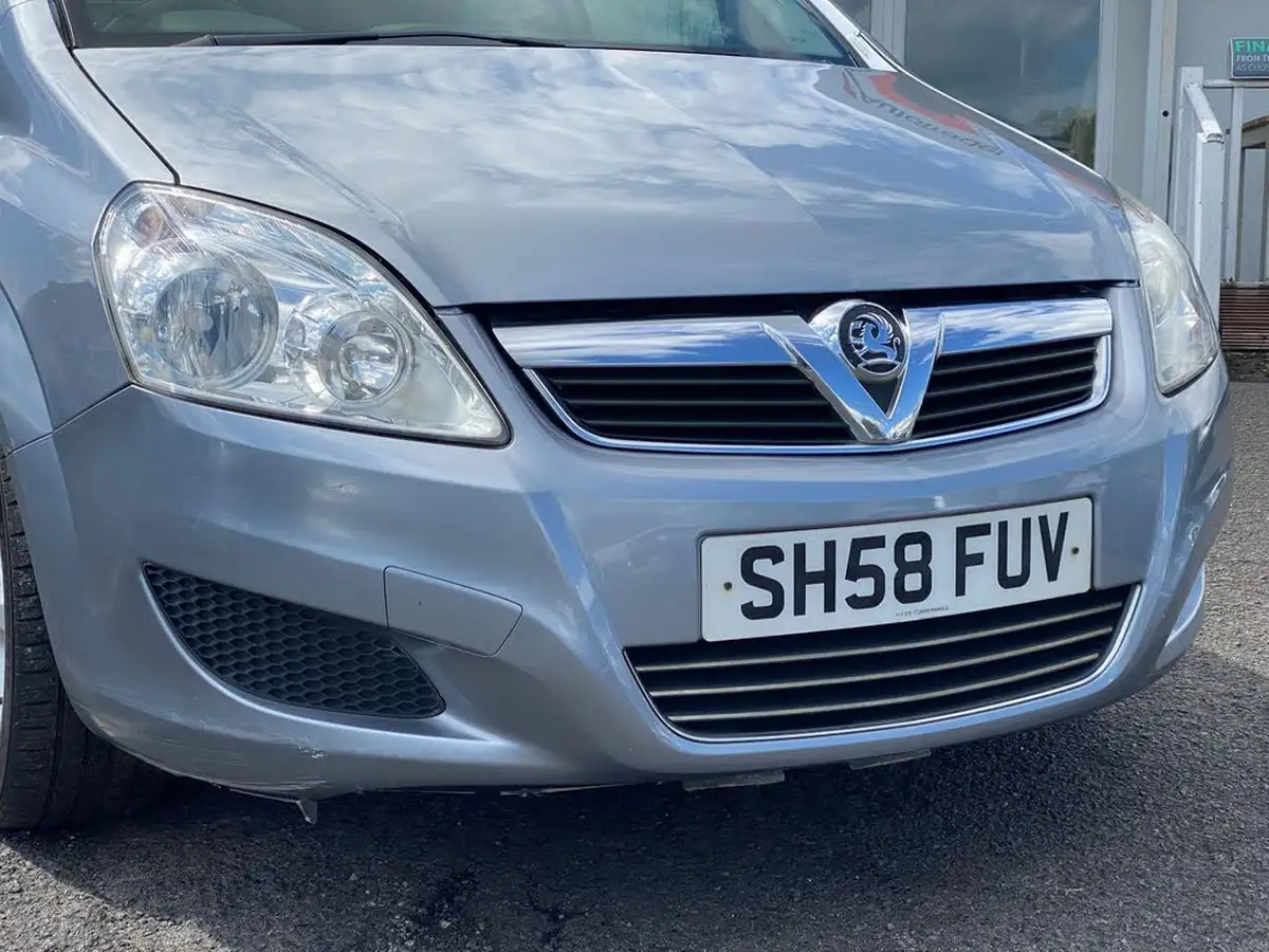 2008-vauxhall-zafira-16-breeze-big-9