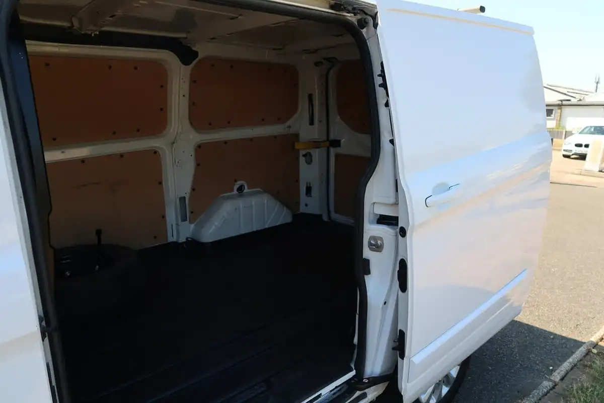2020-ford-transit-custom-20tdci-300-l1h1-limited-130pseu6dt-panel-van-big-29