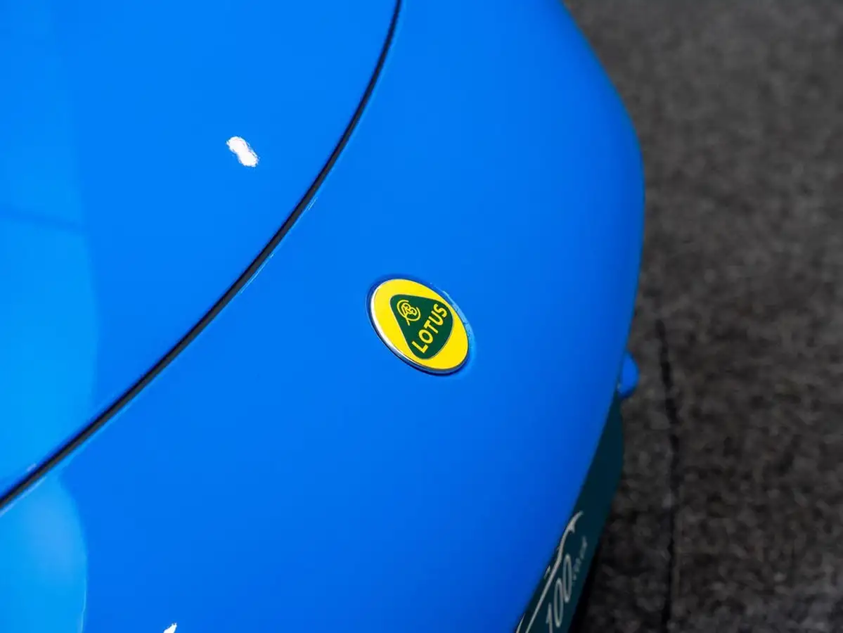 2023-lotus-emira-35-first-edition-v6-big-31