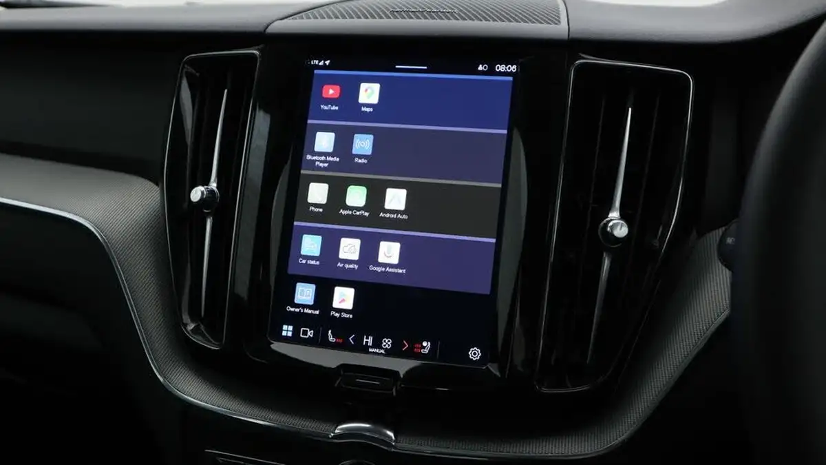 2024-volvo-xc60-20-b5-plus-big-33