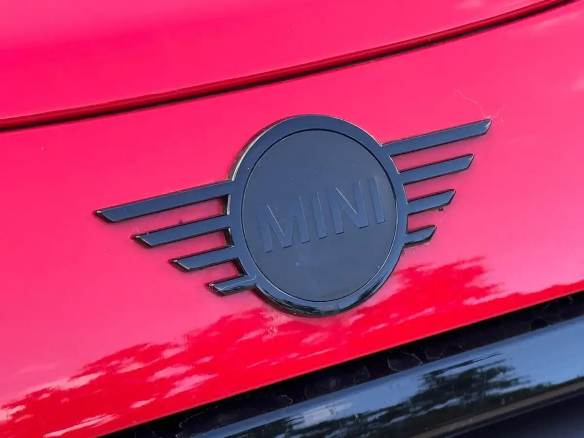2024-mini-cooper-20-cooper-s-sport-176bhp-premium-auto-hatchback-3d-auto-big-28