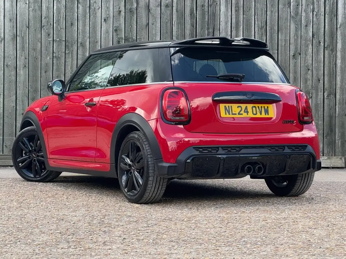 2024-mini-cooper-20-cooper-s-sport-176bhp-premium-auto-hatchback-3d-auto-big-4