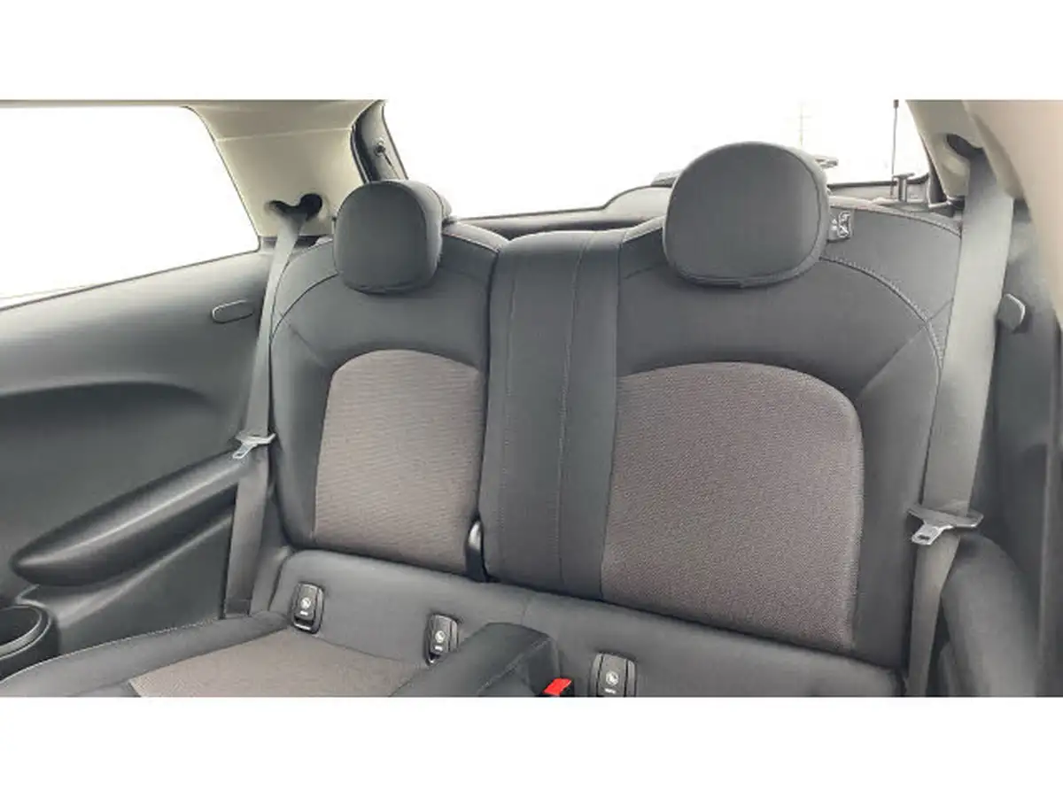 2019-mini-cooper-15-cooper-classic-hatchback-3d-auto-big-32