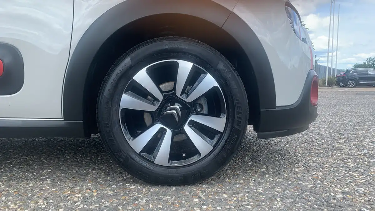 2022-citroen-c3-12-puretech-c-series-big-16