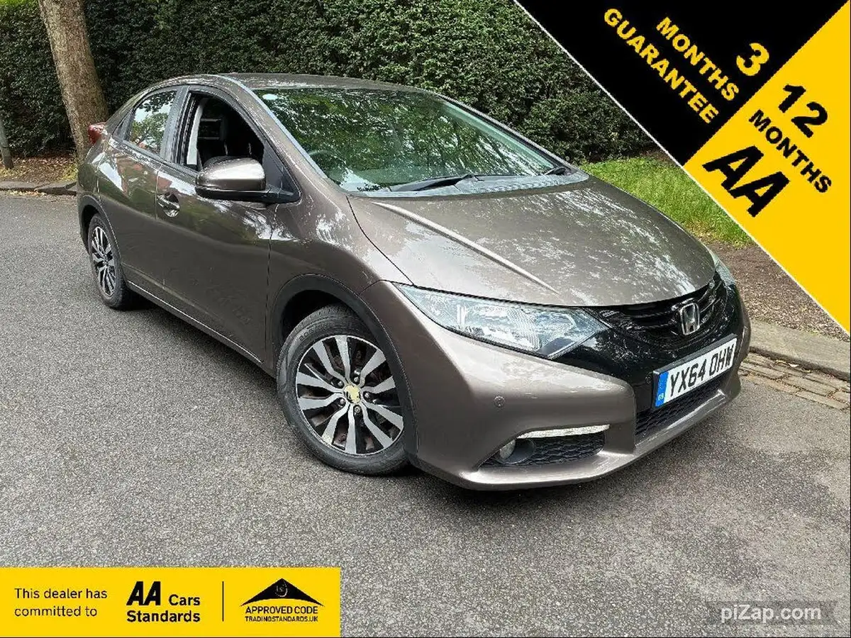 2014-honda-civic-16td-se-plus-hatchback-big-0