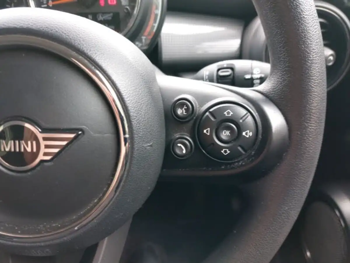 2019-mini-cooper-15-cooper-classic-hatchback-5d-big-12